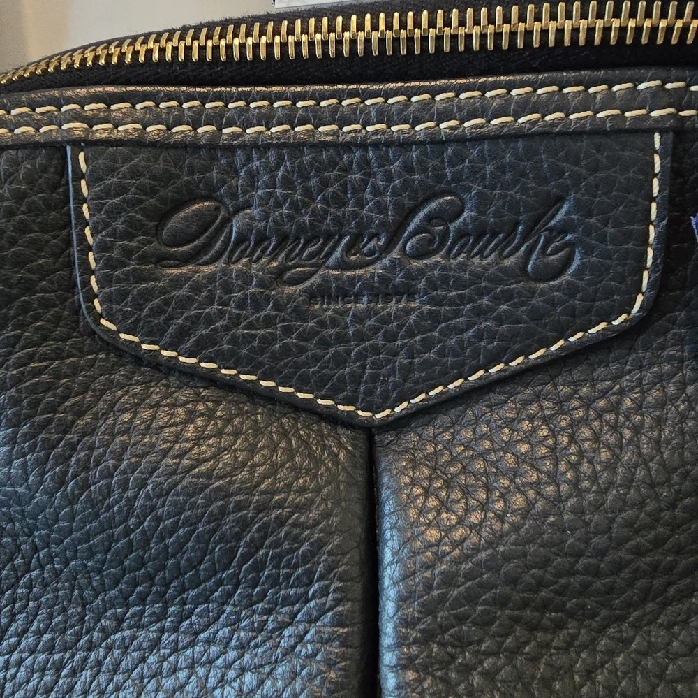 Dooney & Bourke Odine in Marine Bag/purse On Major Sale!🔥 - Picture 3 of 16